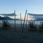 Bh06 - Barra Seca - Bh6: Gostosa, Espacosa, Com Ar - 200 Mts Da Praia