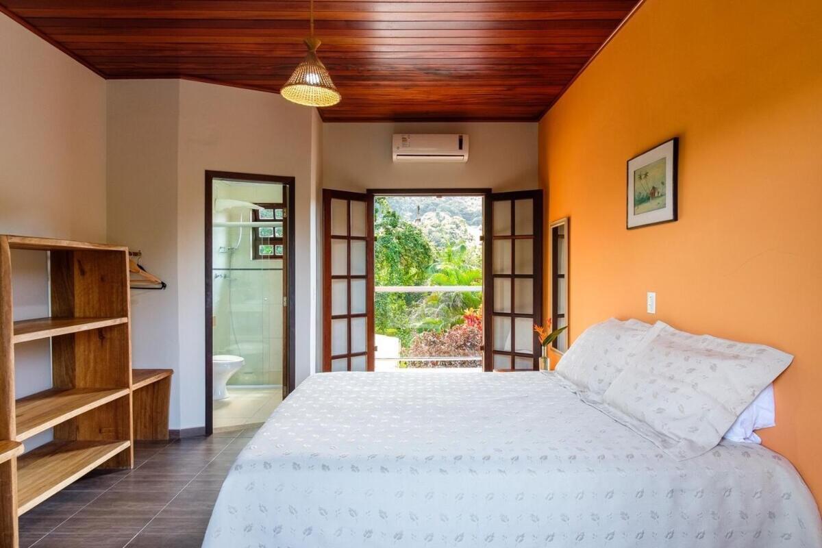 Casa de férias Bh06 - Barra Seca - Bh6: Gostosa, Espacosa, Com Ar - 200 Mts Da *